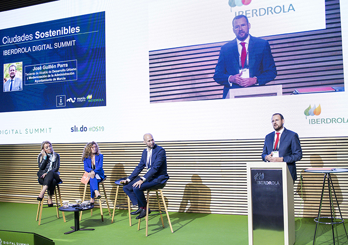 Foto Iberdrola impulsa su transformación digital en el marco de la Digital Summit 2019.